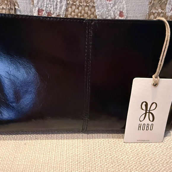 HOBO Evolve Shiny Black Leather Organizer NWT $158 retail